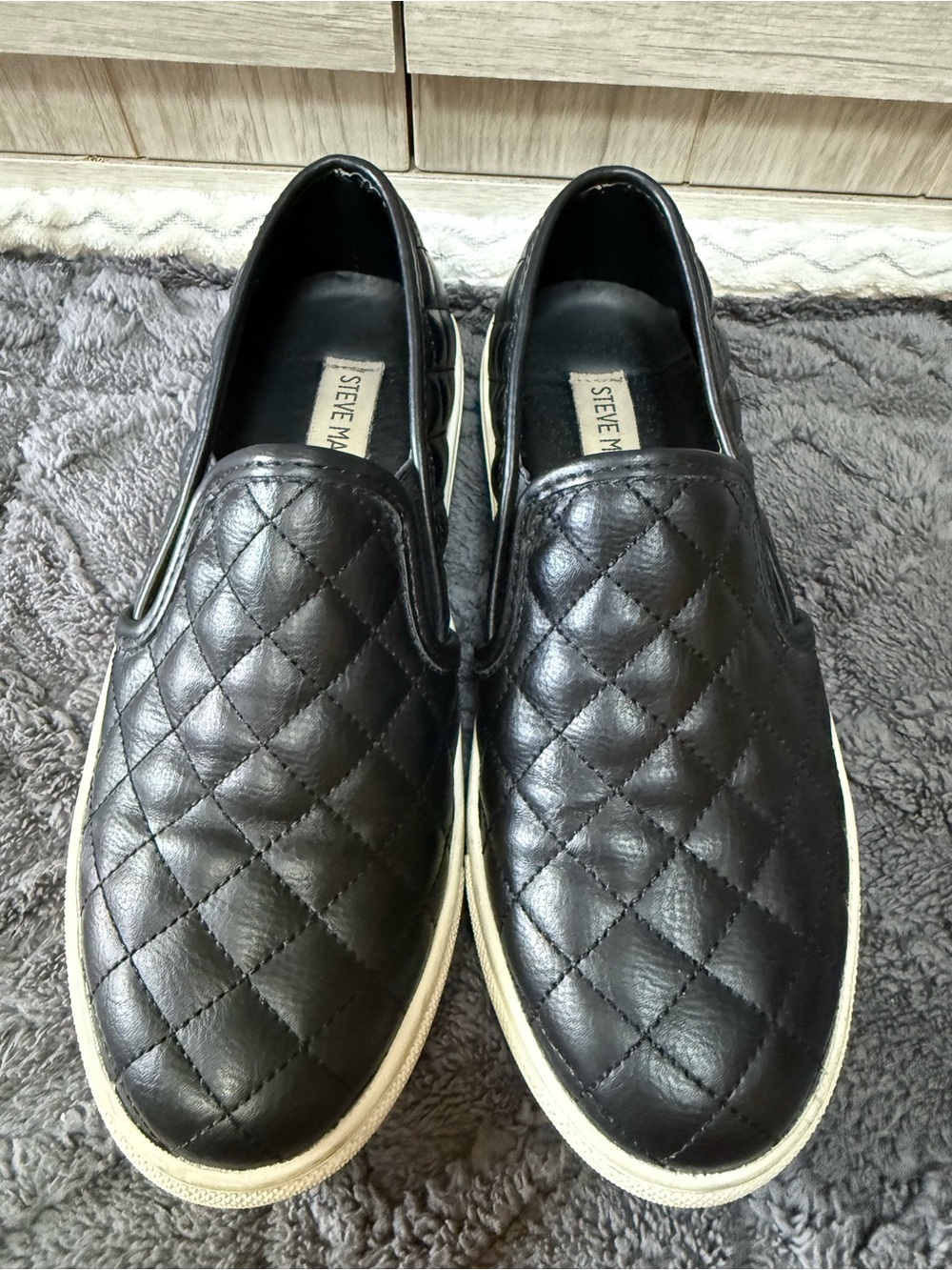 Steve Madden Ecentrcq Black Quilted Slip-On Sneakers - Women's Size 6